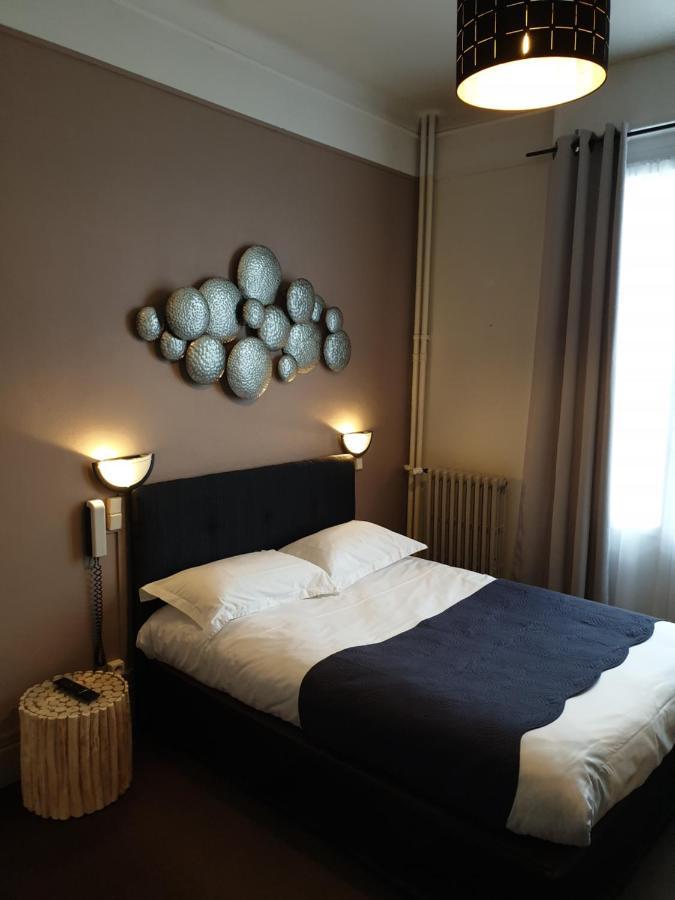 Hotel Le Splendid Troyes Bagian luar foto