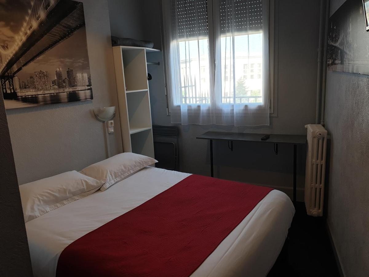 Hotel Le Splendid Troyes Bagian luar foto