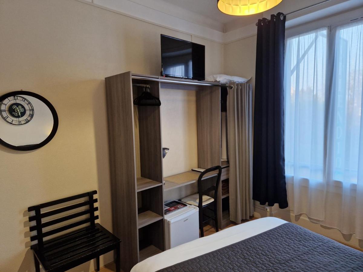 Hotel Le Splendid Troyes Bagian luar foto